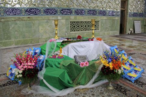 اهدای 110 کمک جهیزیه به نوعروسان تحت حمایت کمیته امداد استان قم